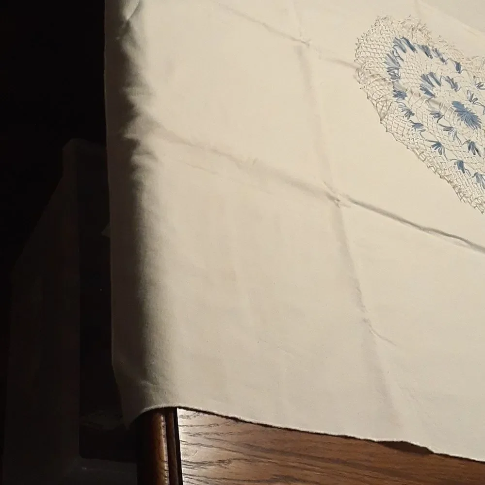 Cute ecru linen 48